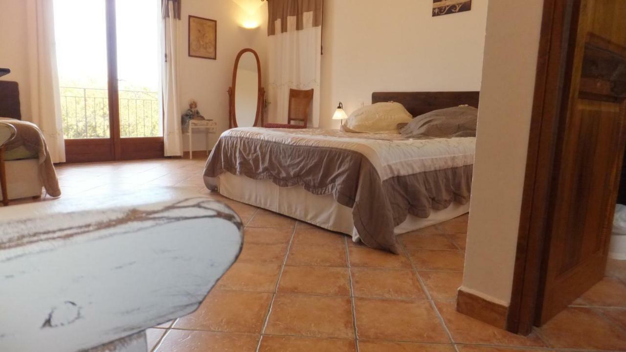 Les Chambres De L'Hote Antique Pietra Longa Salvini Exterior foto
